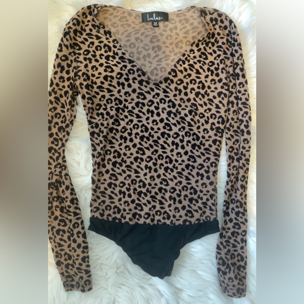 LULU’S FLIRTY BROWN LEOPARD PRINT MESH LONG SLEEVE BODYSUIT - Picture 5 of 8